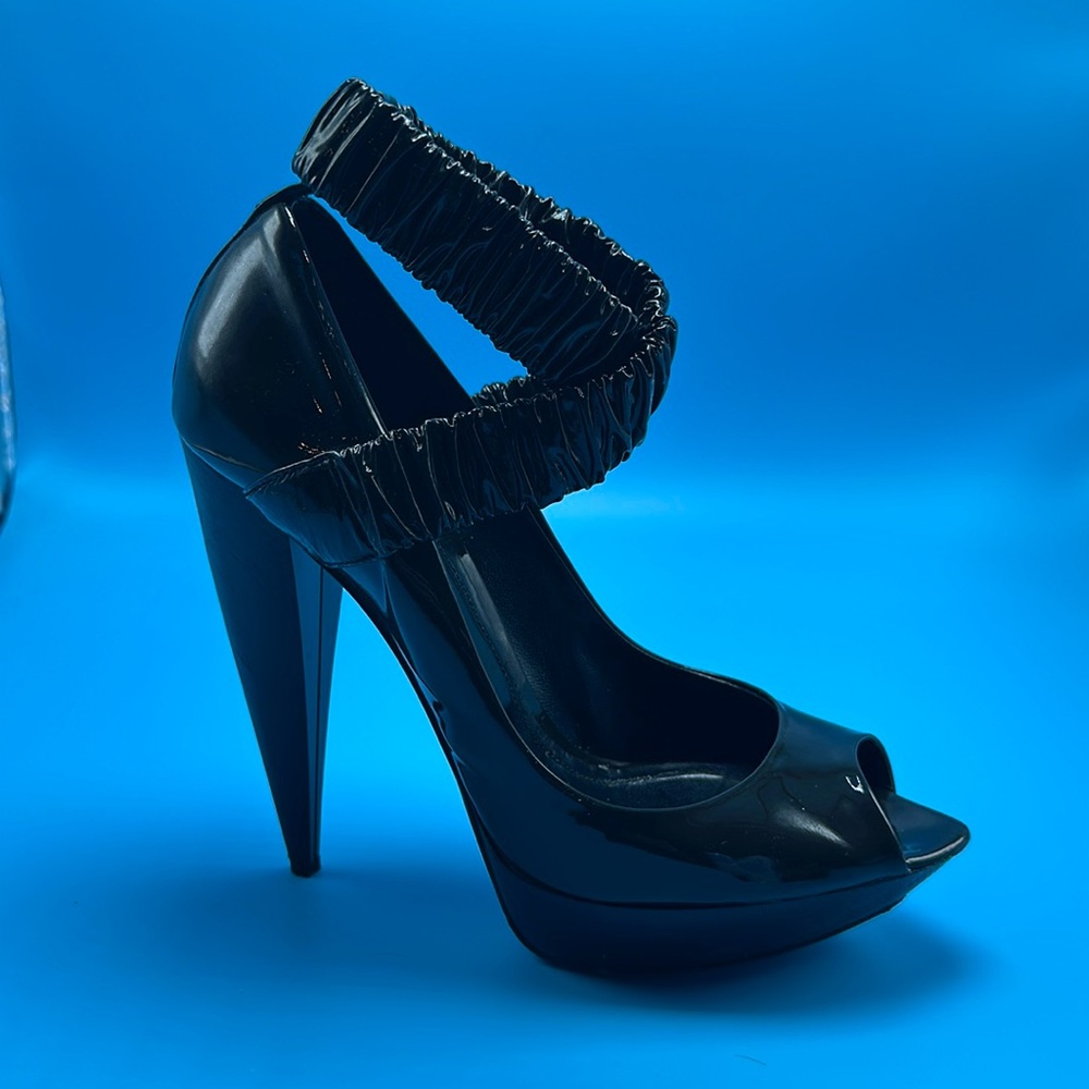 Burberry Prorsum grey cross ruched platform peep toe